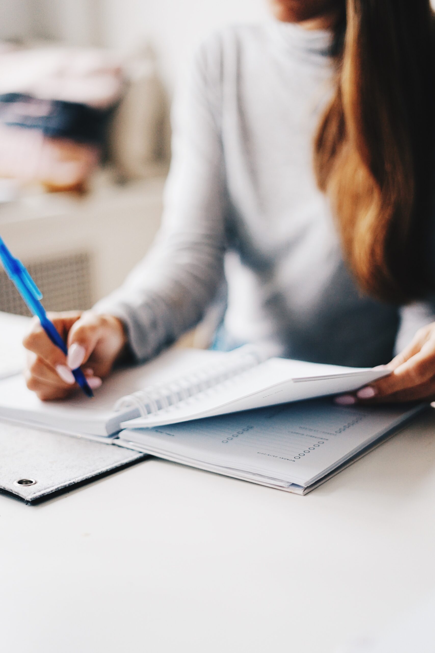 Les bienfaits insoupçonnés d’un joli sous-main au travail