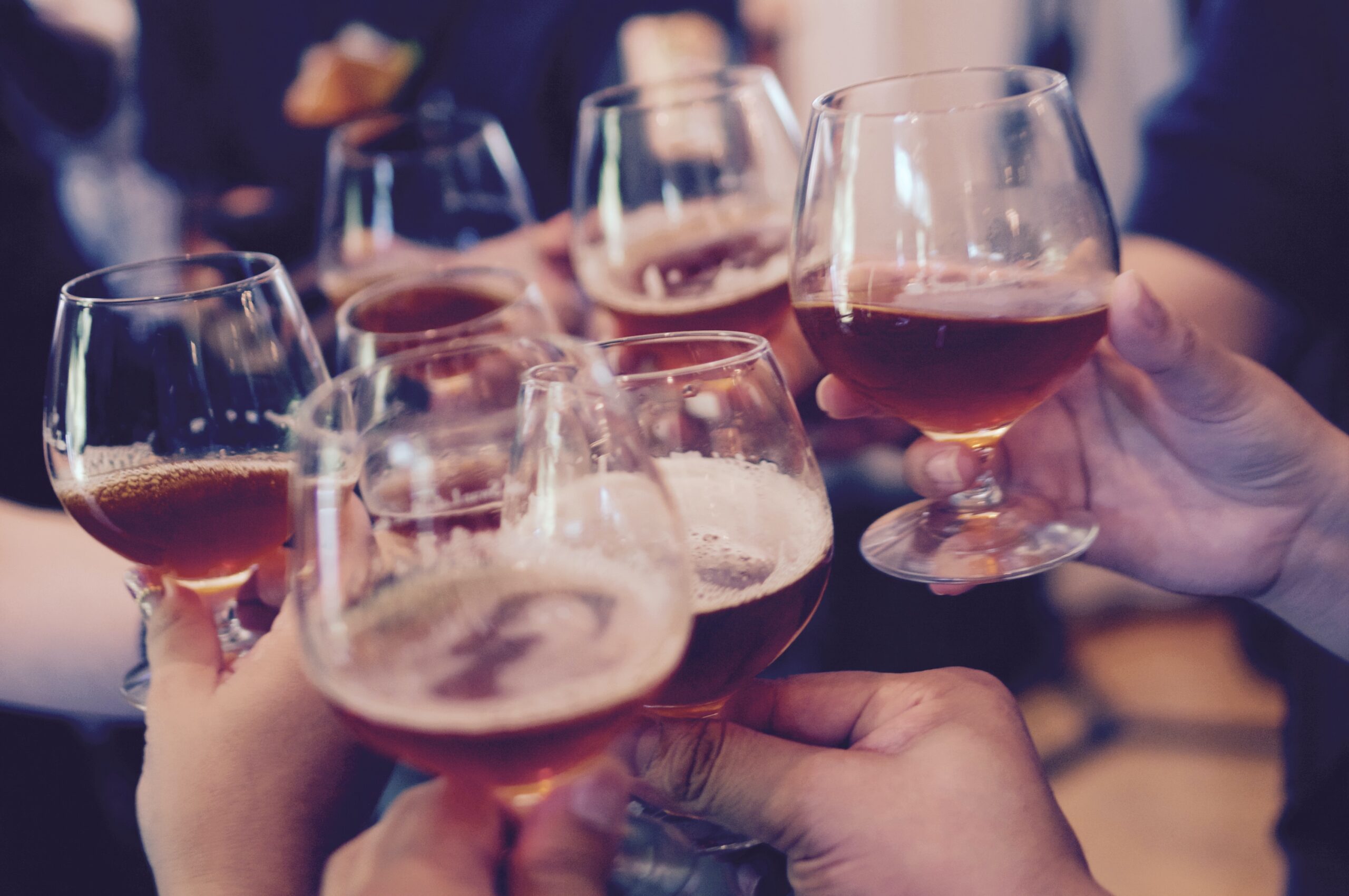Verres à bières : vos astuces pour choisir le modèle idéal